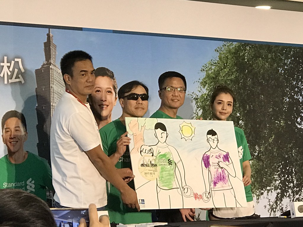 李毓芬馬拉松初體驗「好緊張」　鋒神親教熱身