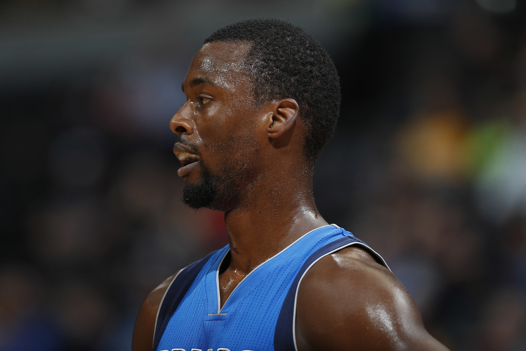 Barnes飆生涯新高　小牛終獲首勝