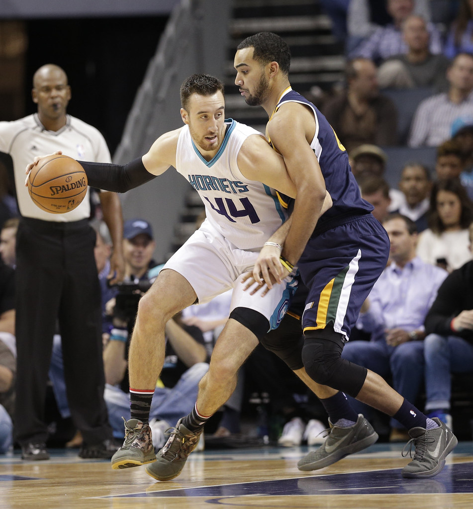 板凳續發威　黃蜂4連勝