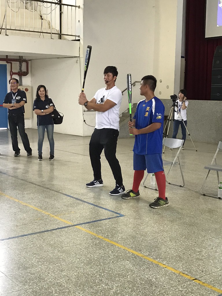 全壘打王三連霸　高國輝小學時沒「轟」過