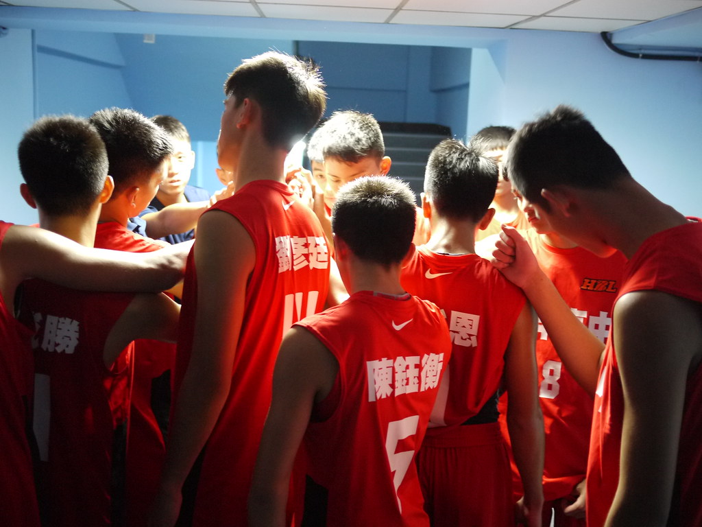 青年、高苑晉級　宜中與強恕拚門票