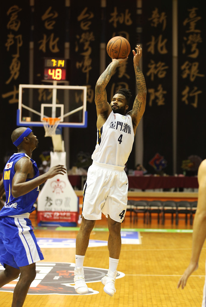 菲爾普斯33分無用　金酒三連敗