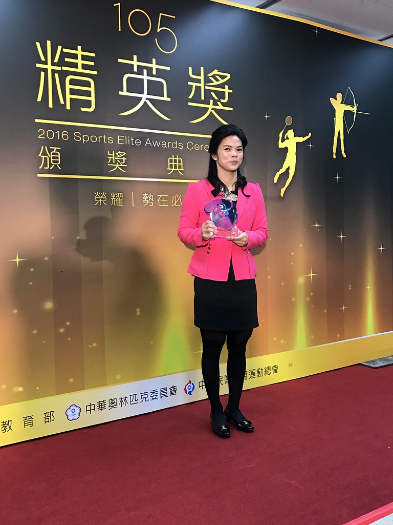 「裙襬搖搖」　許淑淨圓媽媽的心願