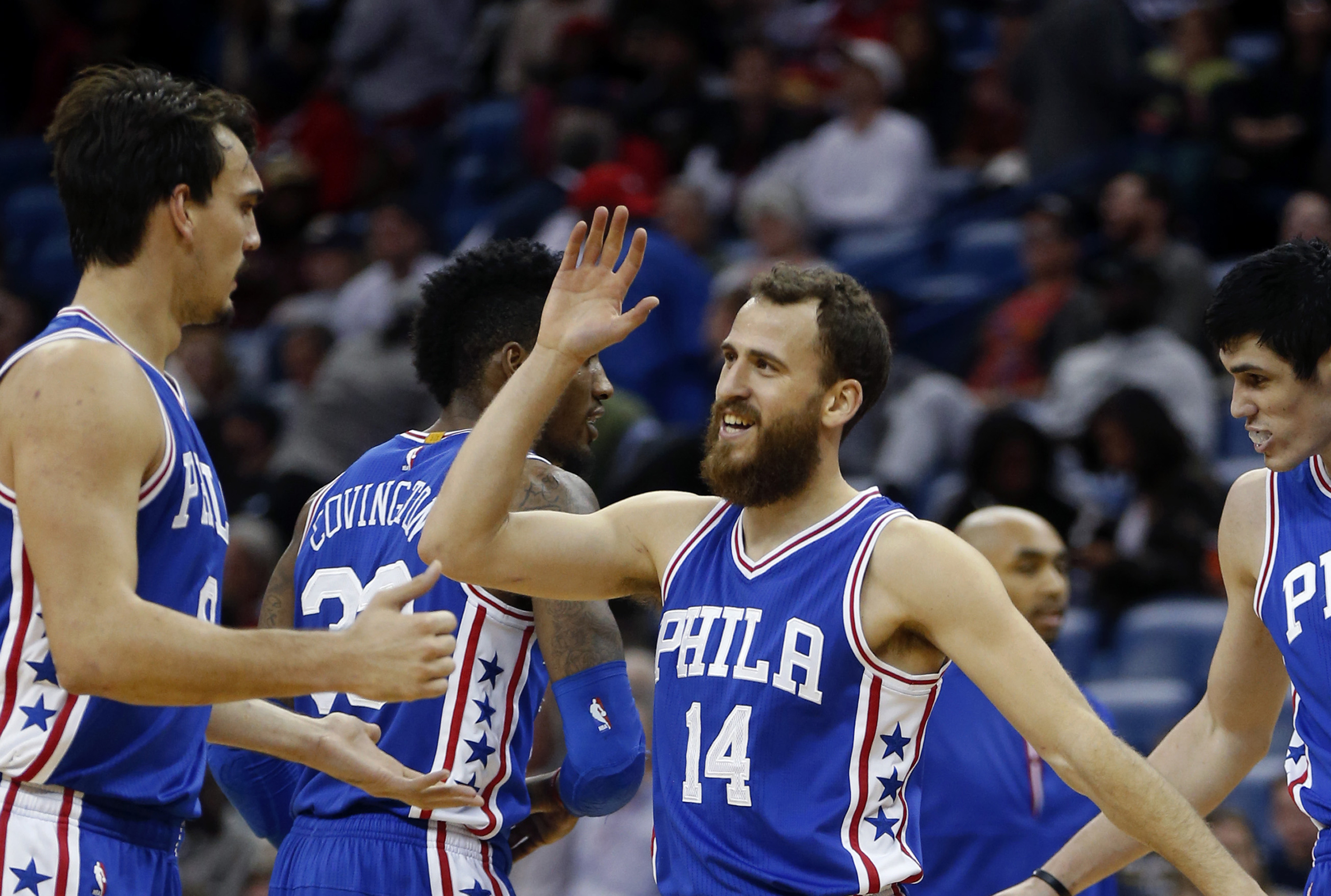 76人終止客場23連敗　鵜鶘又輸球