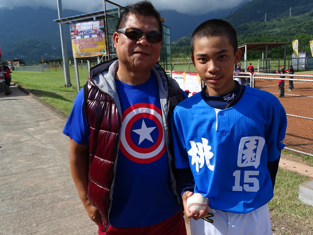 陳宗世有子承衣缽　陳震承敲生涯首轟