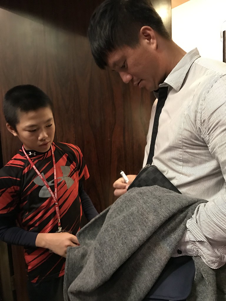 右膝復健中　高國輝集訓會「請假」