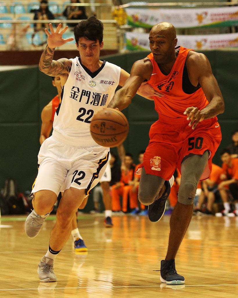 璞園止4連敗　跨季對金酒22連勝