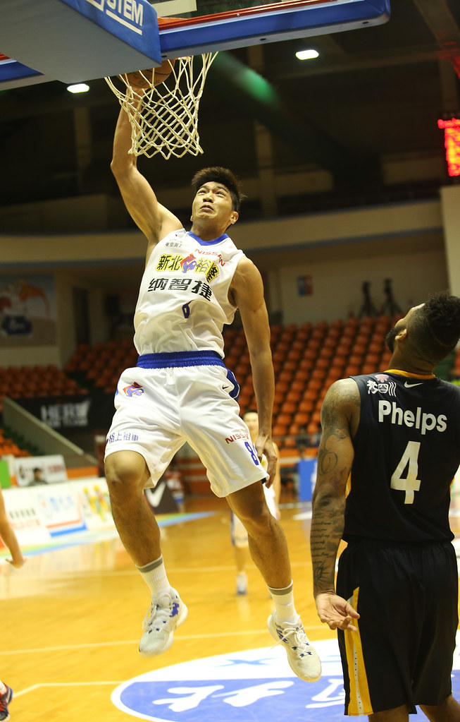 賀夫傳經驗　周柏臣最大受益