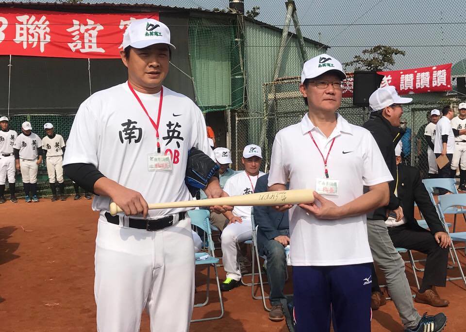 南英OB登場　恰恰擔任神秘嘉賓