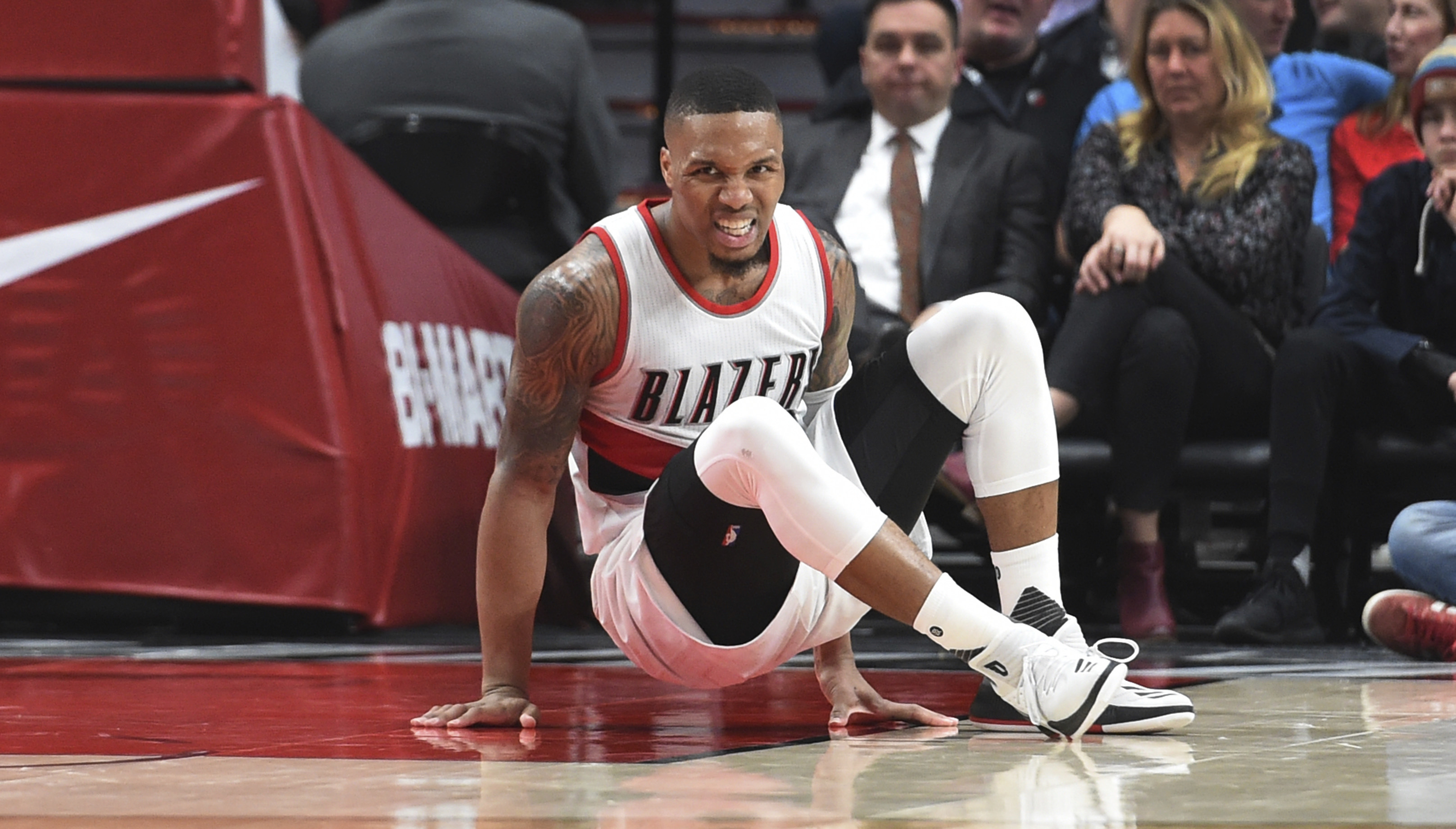 X光檢查無大礙　Lillard傷勢逐日觀察