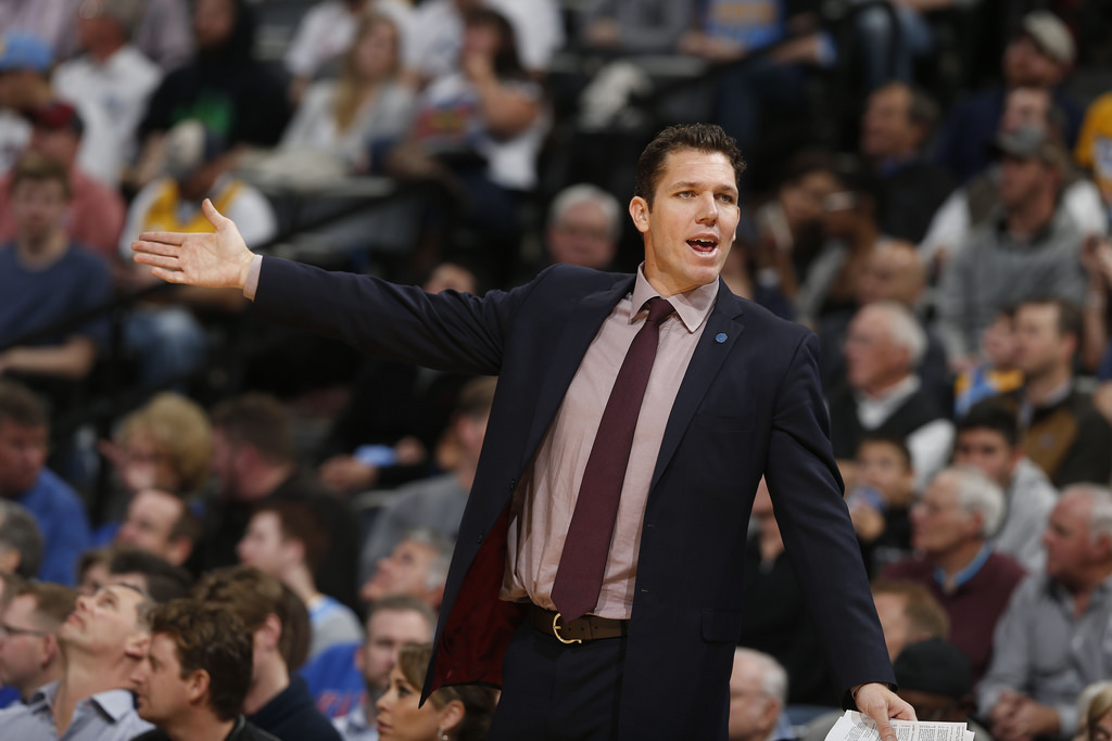 3節定勝負　湖人終止對快艇11連敗