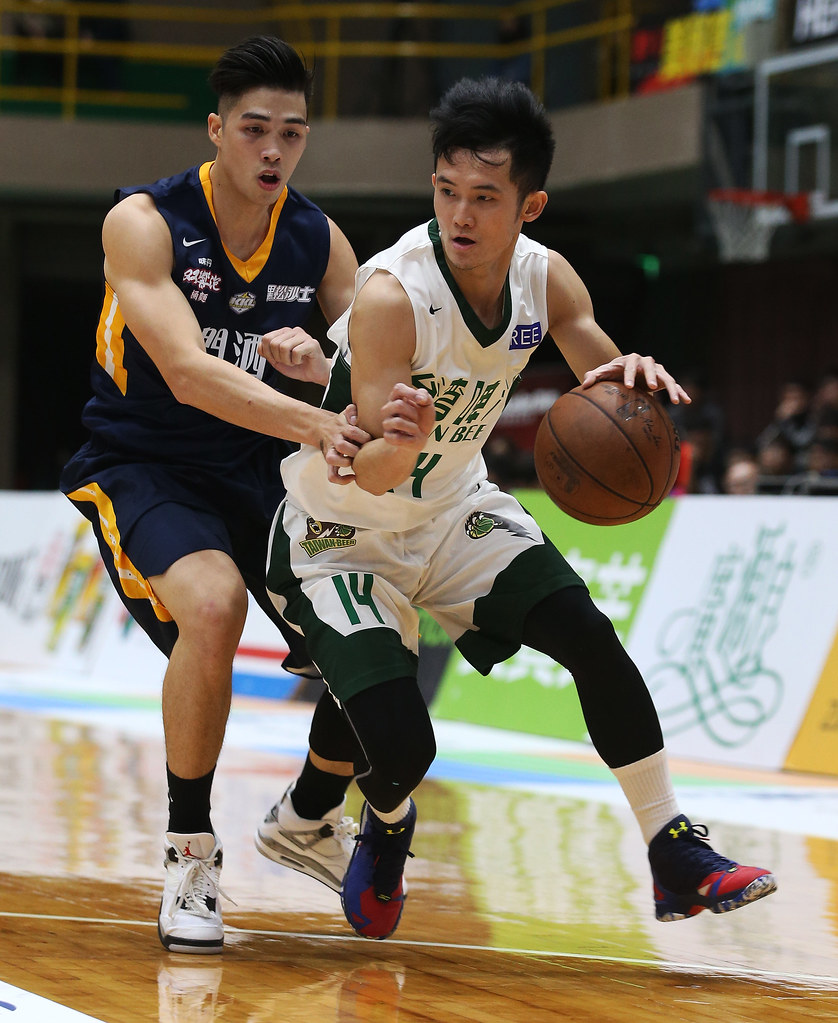 蔣淯安本季首戰　差點找不到球衣