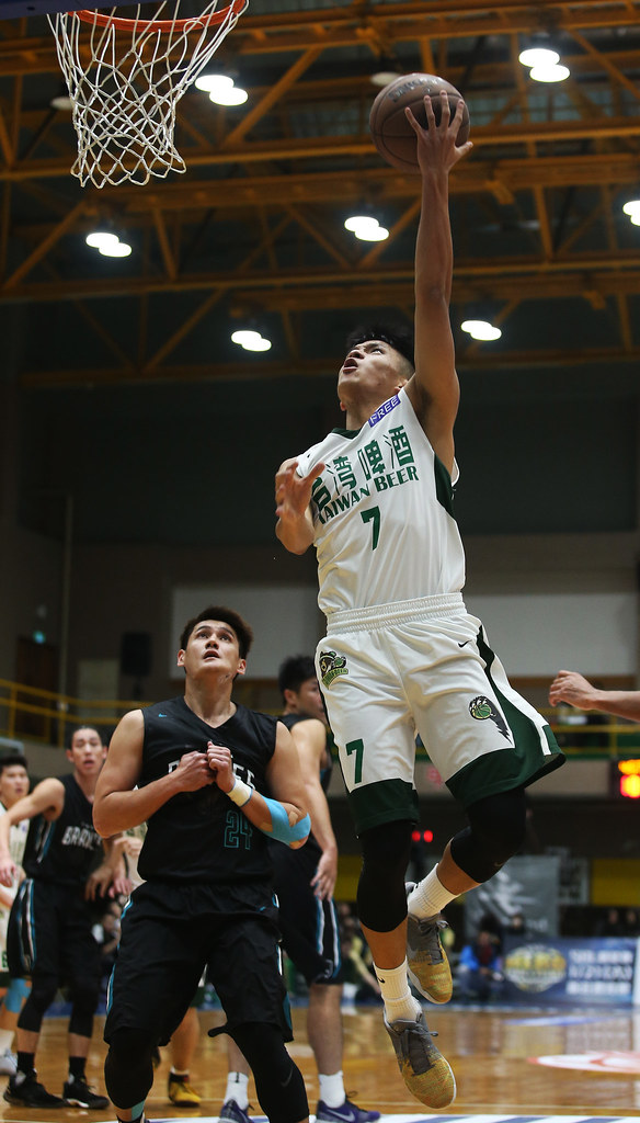 母親首次到場觀戰　于煥亞飆生涯新高分