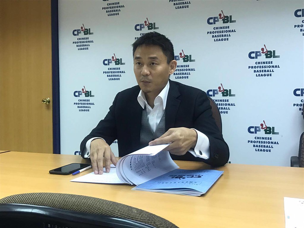 中職日職交流賽　總教練洪一中、隊長彭政閔