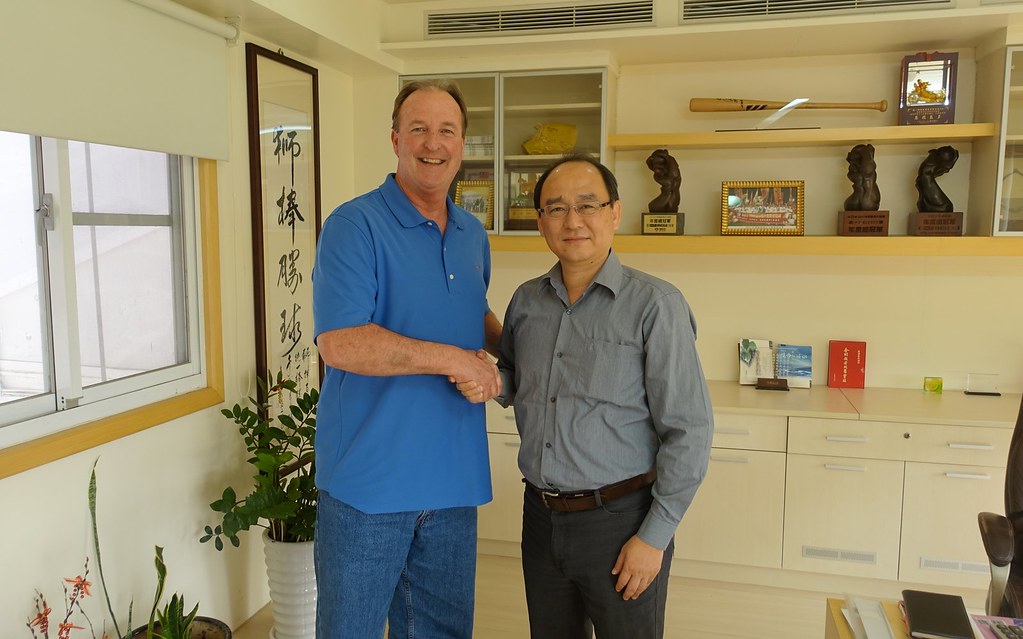 獅隊新打教報到　盼助隊奪冠