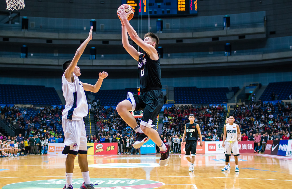 譚傑龍「拿了就起」　泰山破能仁不敗金身