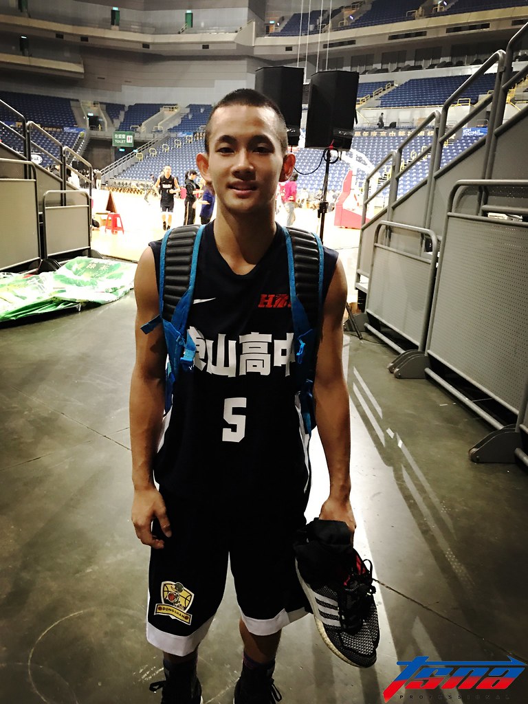 周駿澔奇兵出擊　進8強喜極而泣