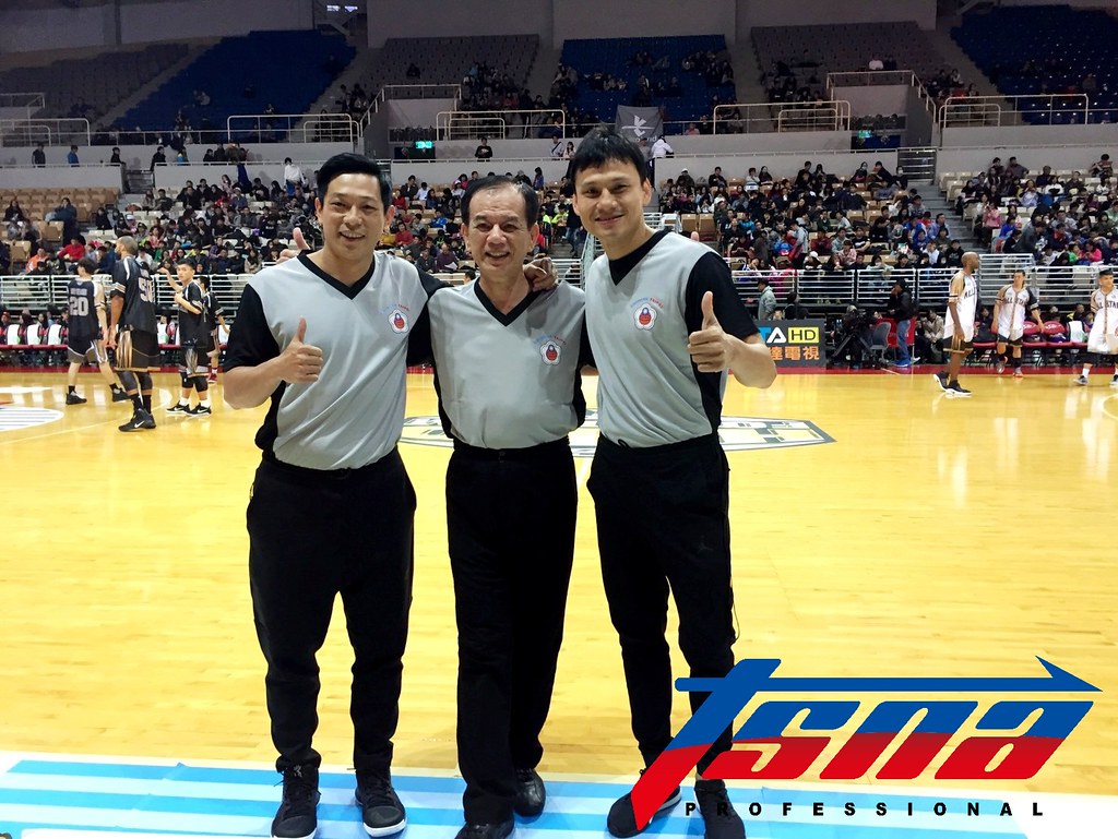 裁判初體驗　陳志忠、許皓程嗆要吹T