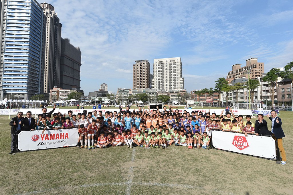 ​足球教室豪華教練團　日本國腳初登台