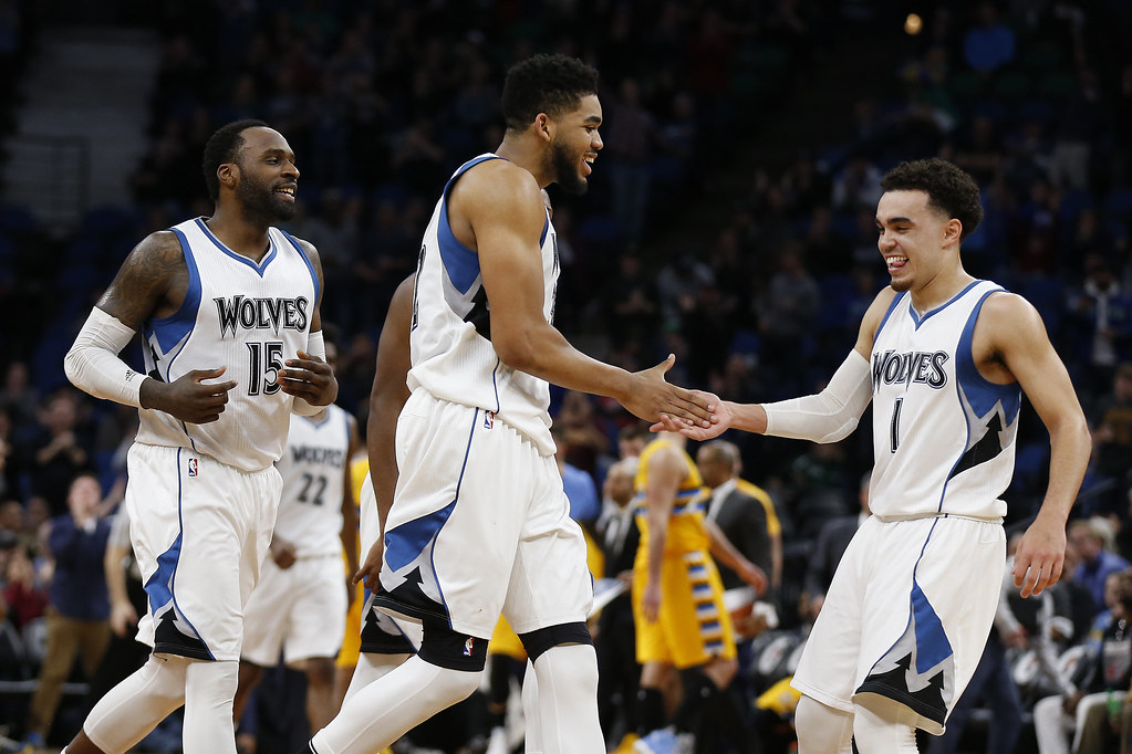 Towns全能身手　灰狼主場挫金塊