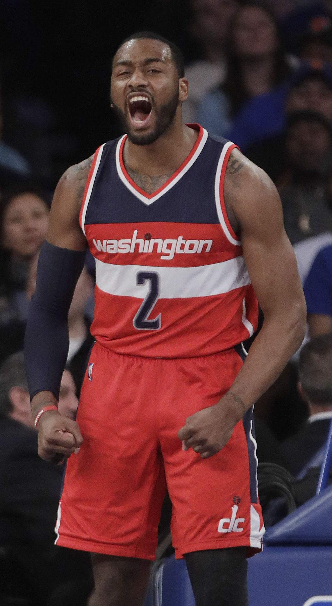 穿黑衣到場　巫師要為塞爾蒂克送葬