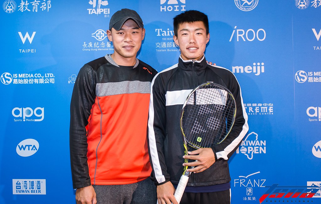 初當開球嘉賓　澳網青少年冠軍許育修朝職業邁進