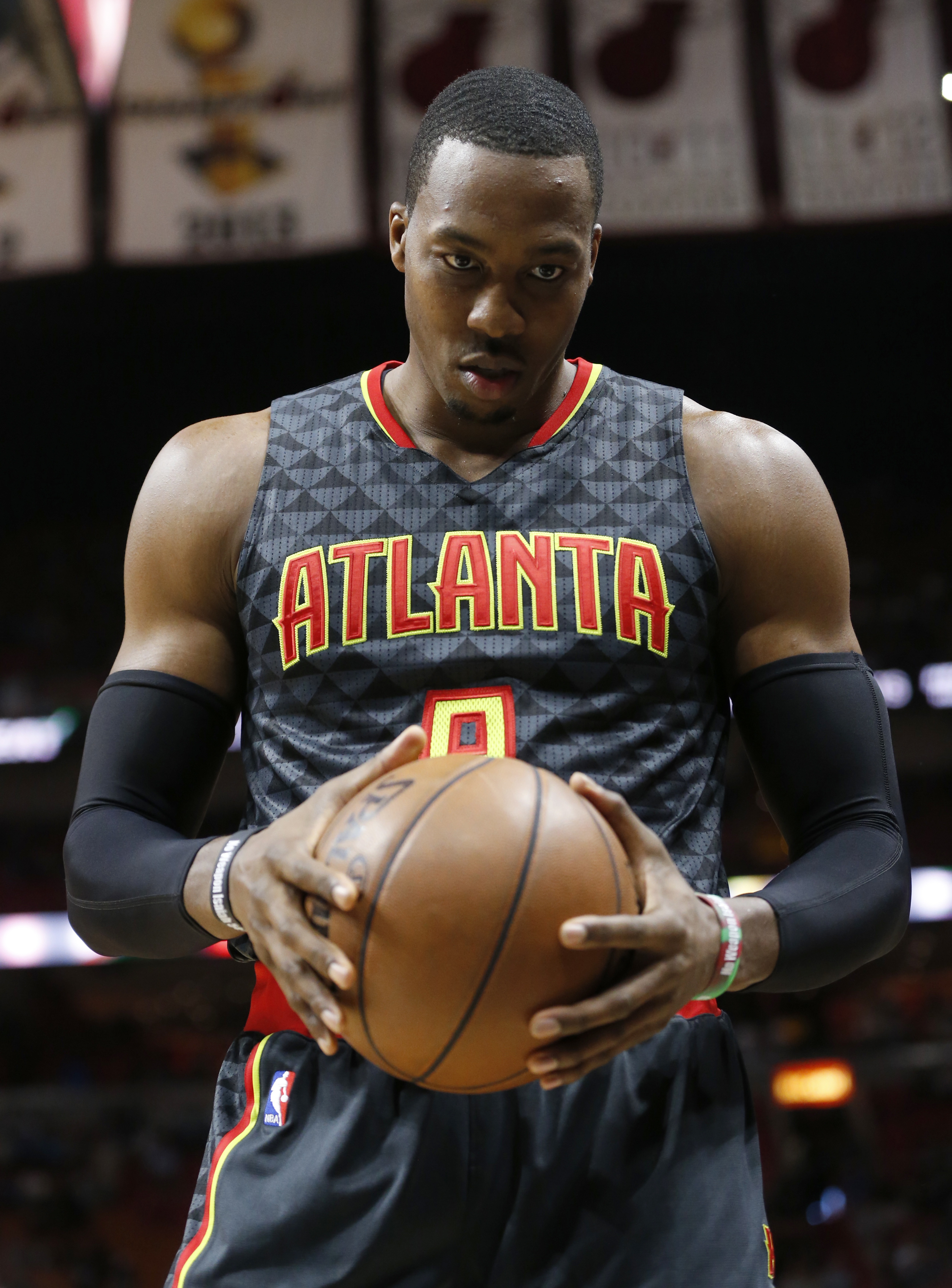 Howard雙廿Hardaway飆33分　老鷹逆轉拆火箭