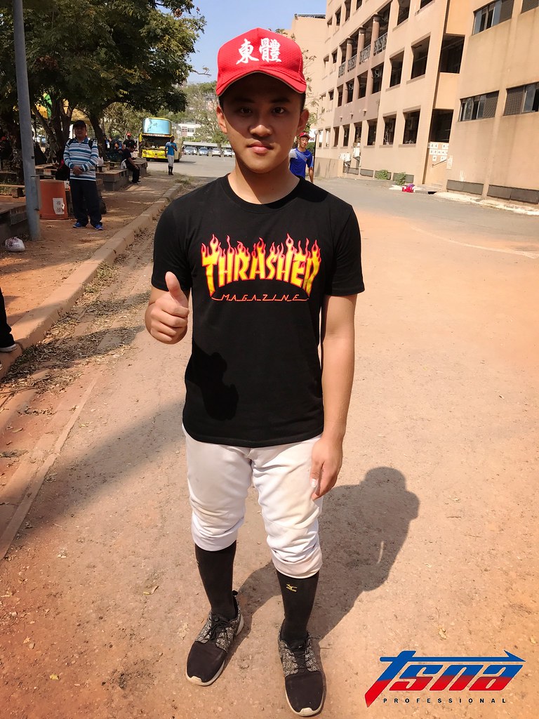 羅念恩生涯首支再見轟　東大體中扣倒屏中