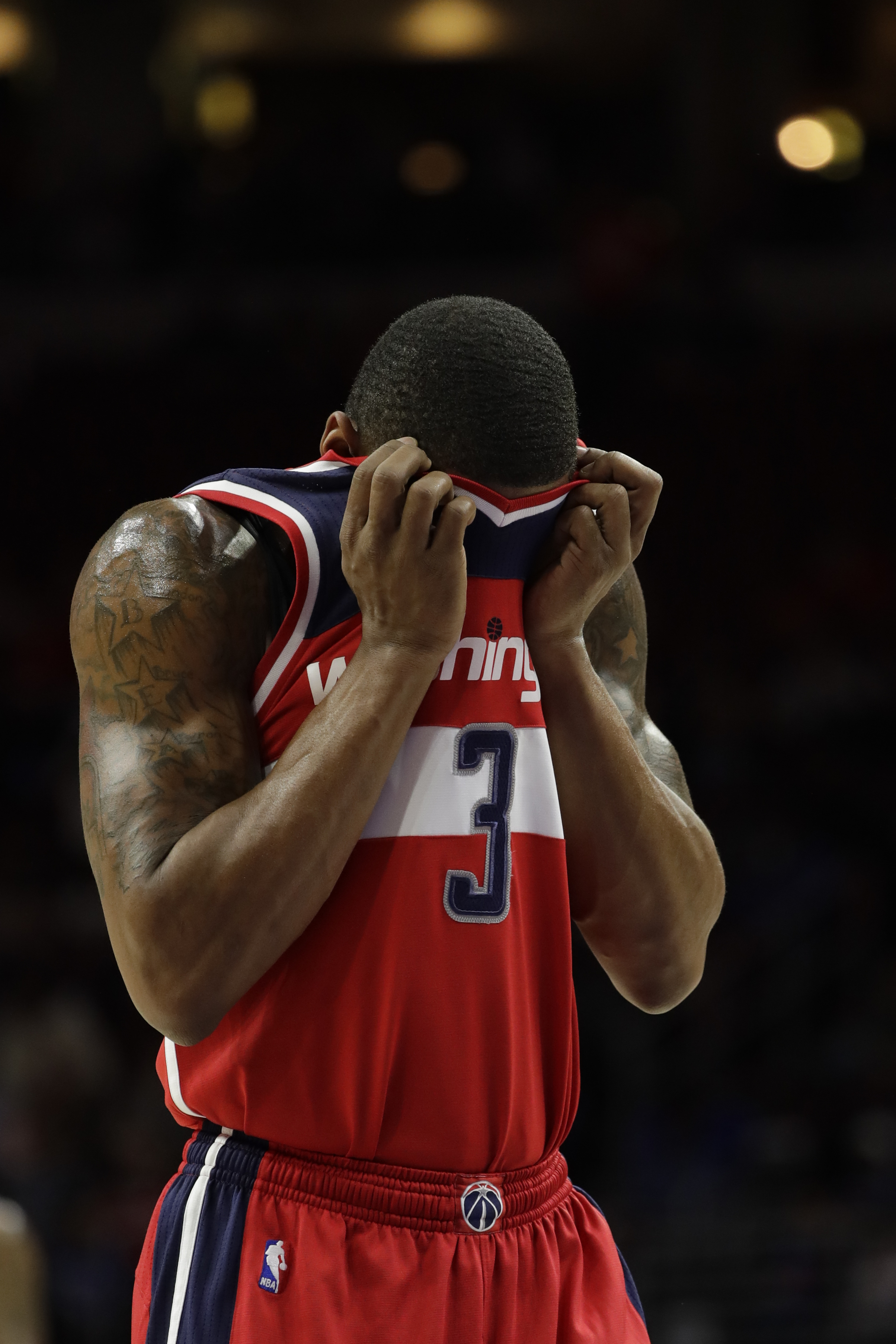 Beal猛攻40分　巫師仍不敵76人