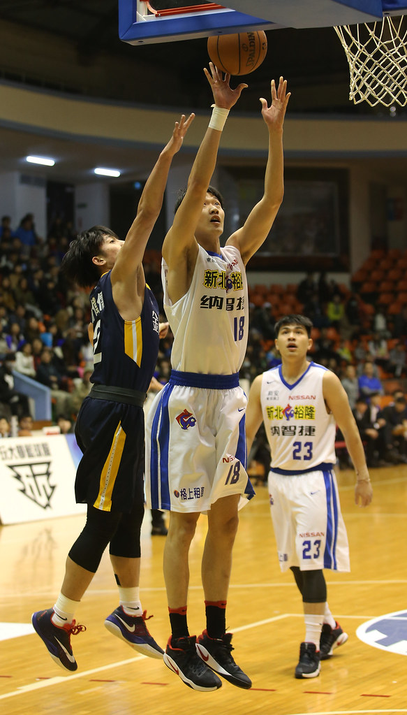 吳怡斌18分17籃板　裕隆創6年來最佳戰績