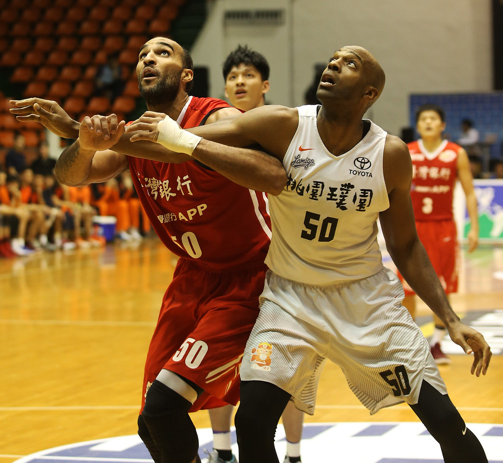 B.戴維斯狀況不樂觀　李恩晚間已隨台啤練球