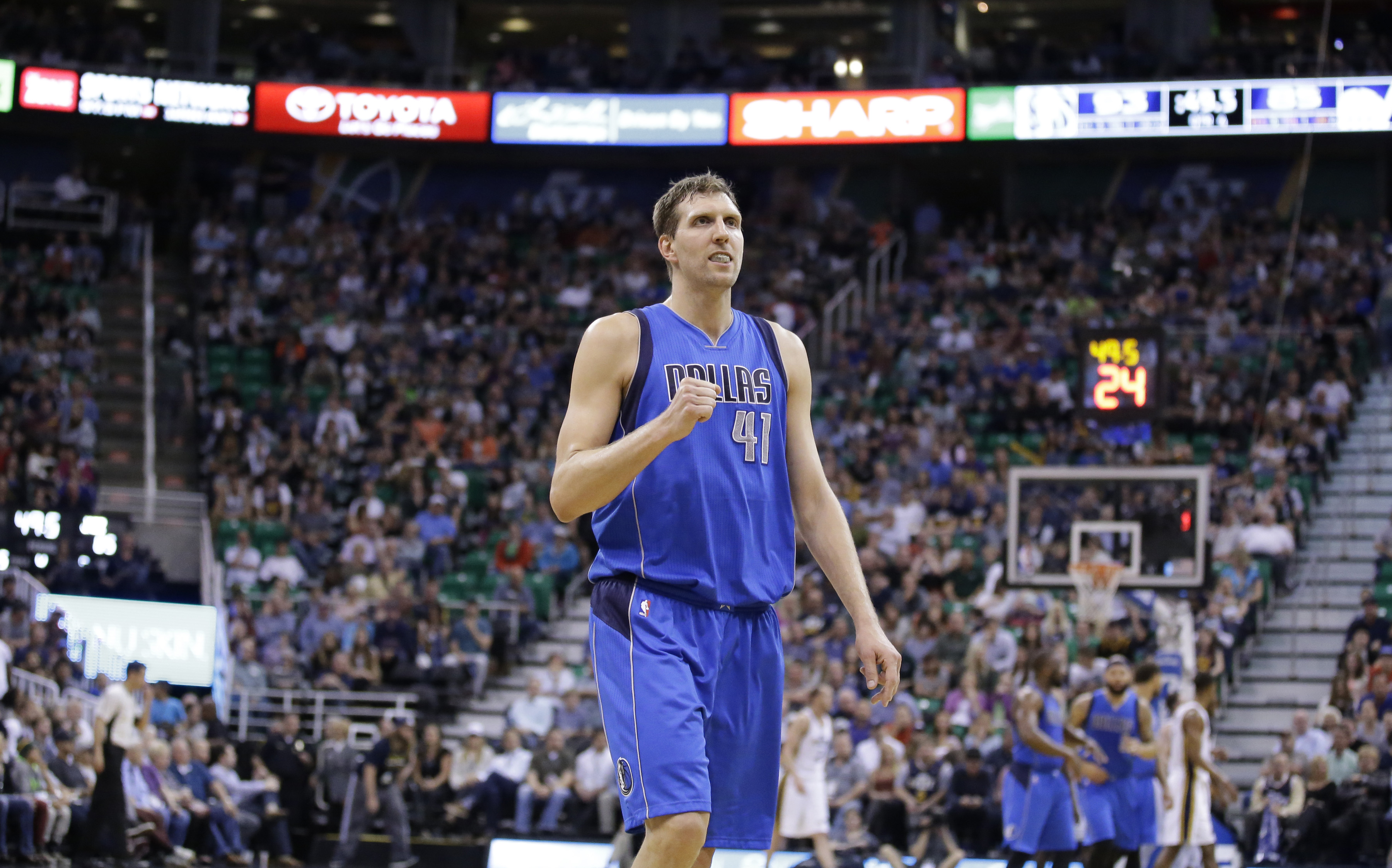 不輕言退休　Nowitzki要再拚1年