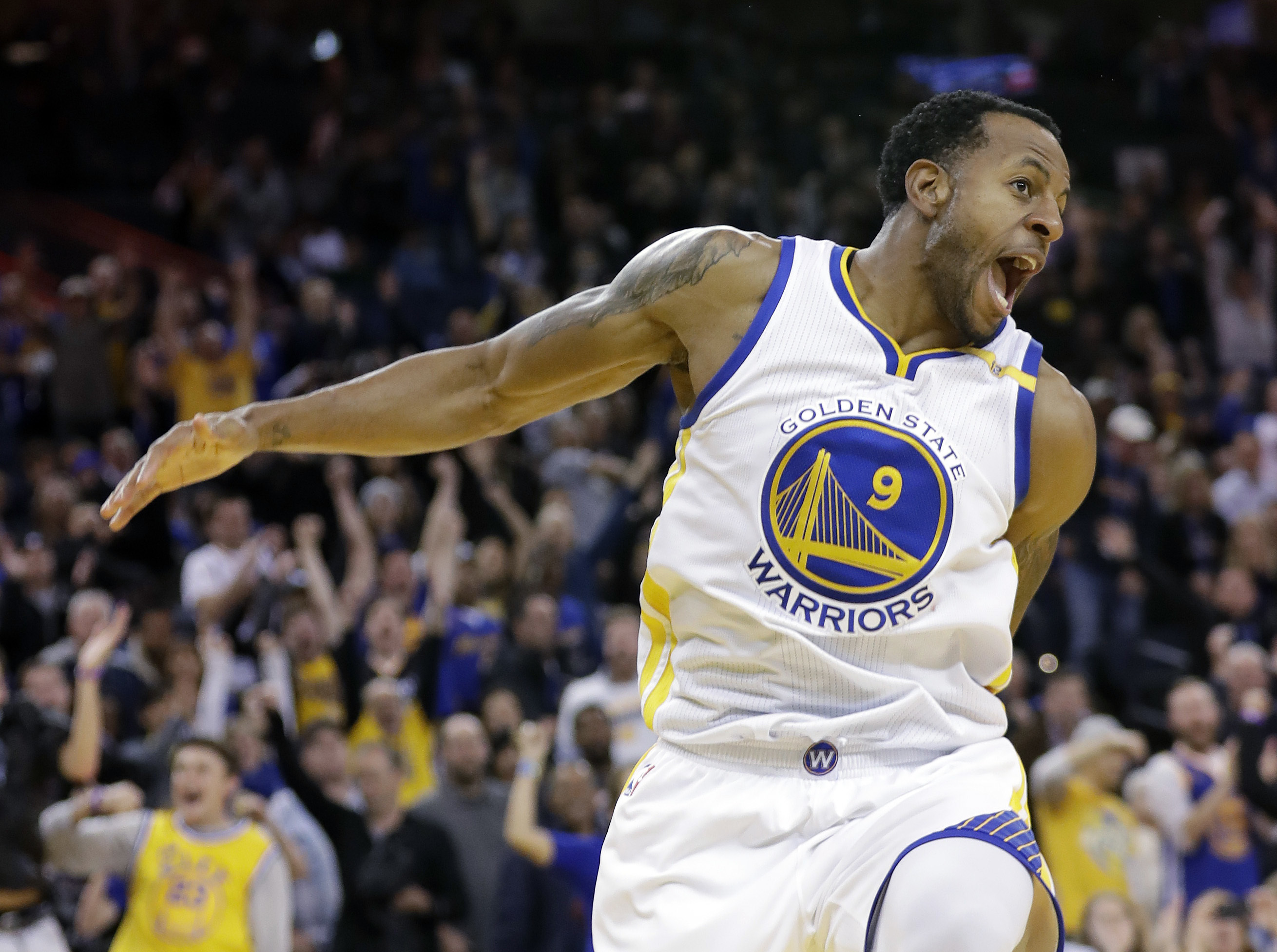 Iguodala替補貢獻24分　勇士逆轉勝老鷹