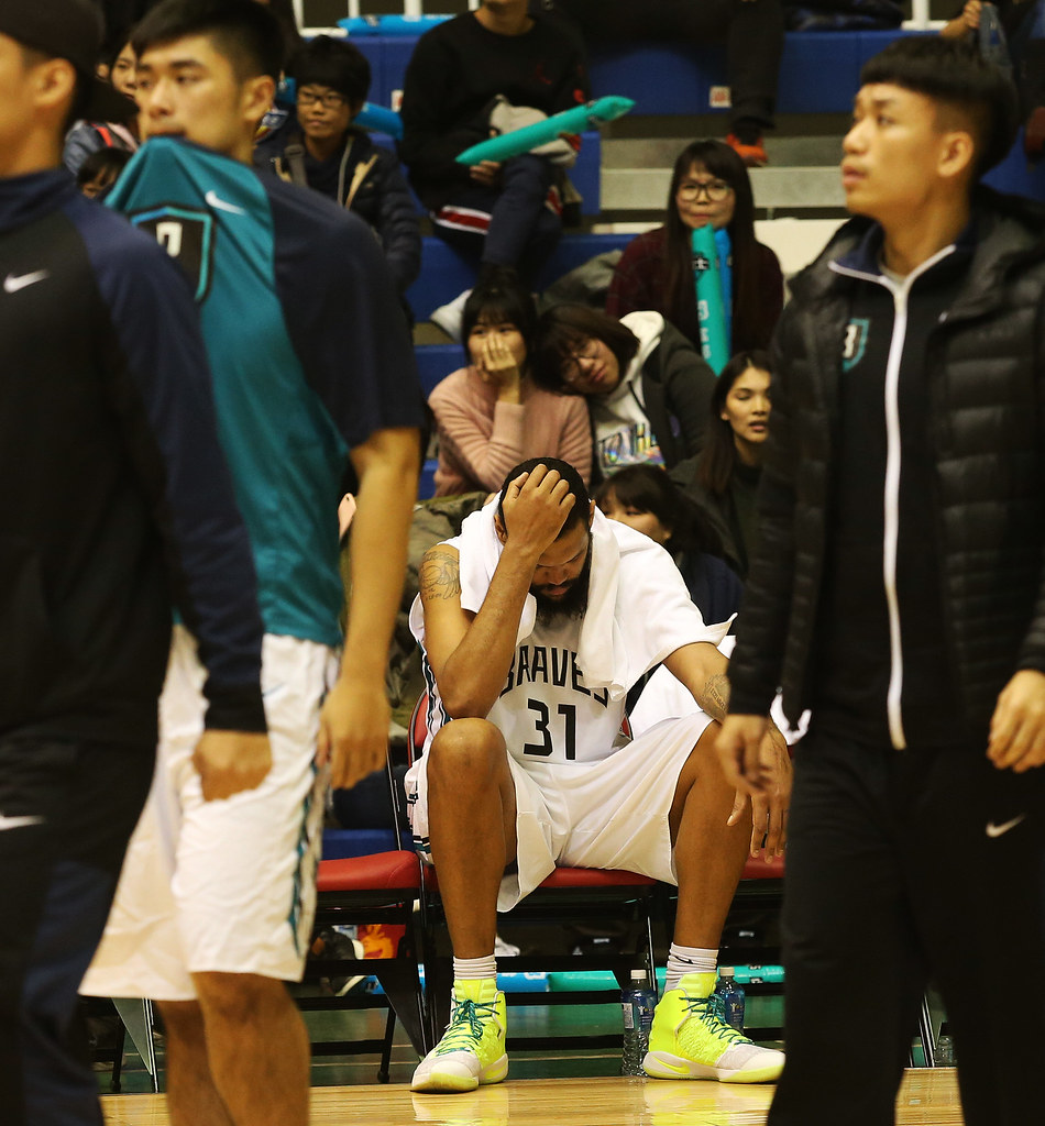 富邦3連敗淘汰　顏行書：我要負最大責任