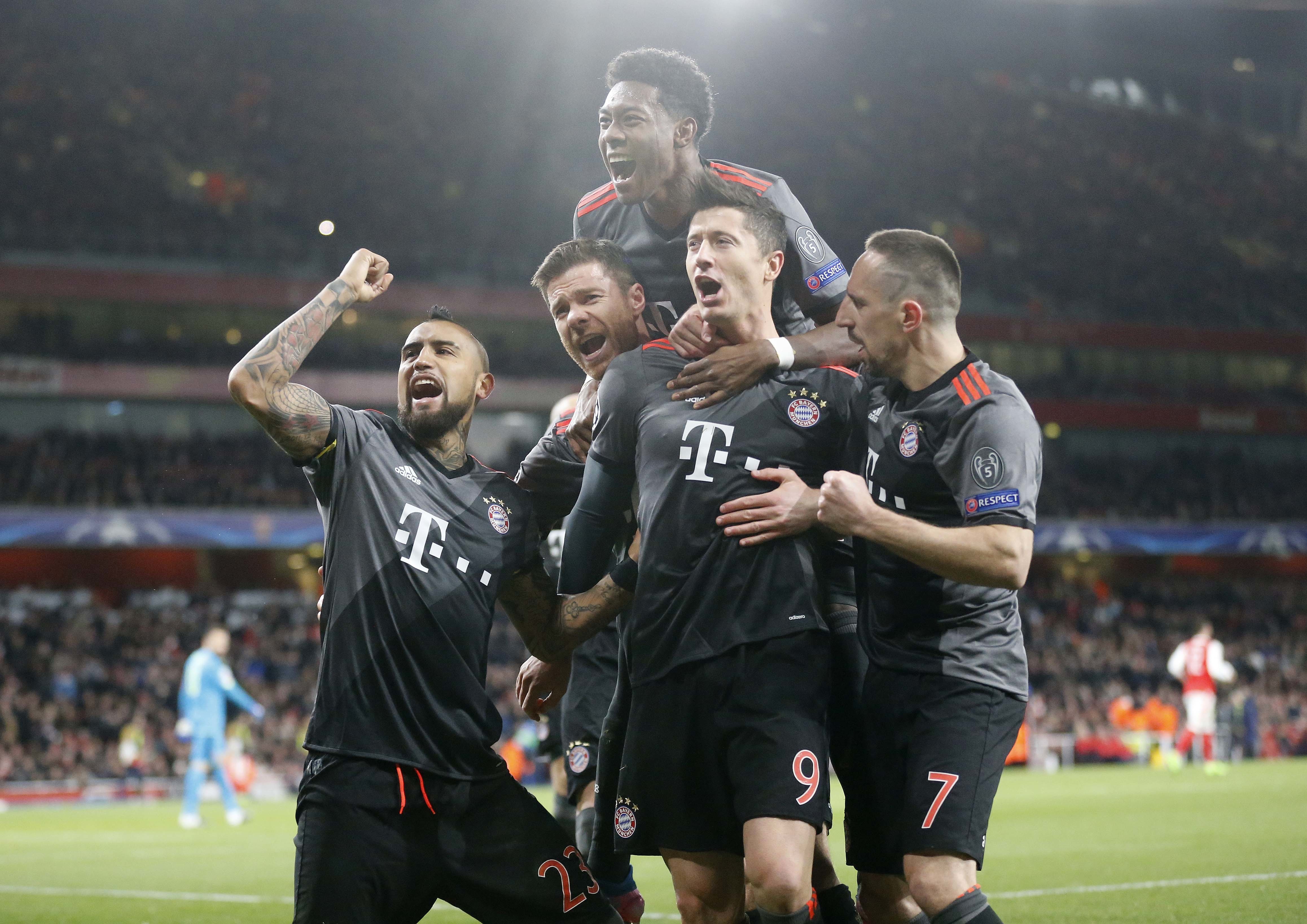 再度重創兵工廠　拜仁闖進8強