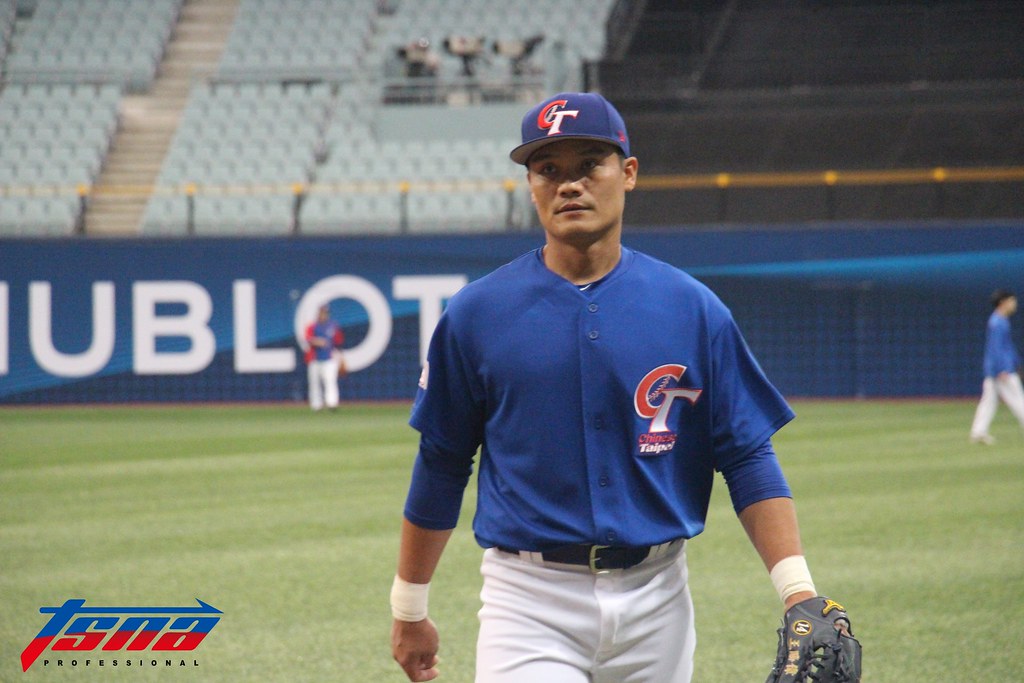 ​最欣賞荷蘭Simmons　王勝偉賽前趁機觀摩