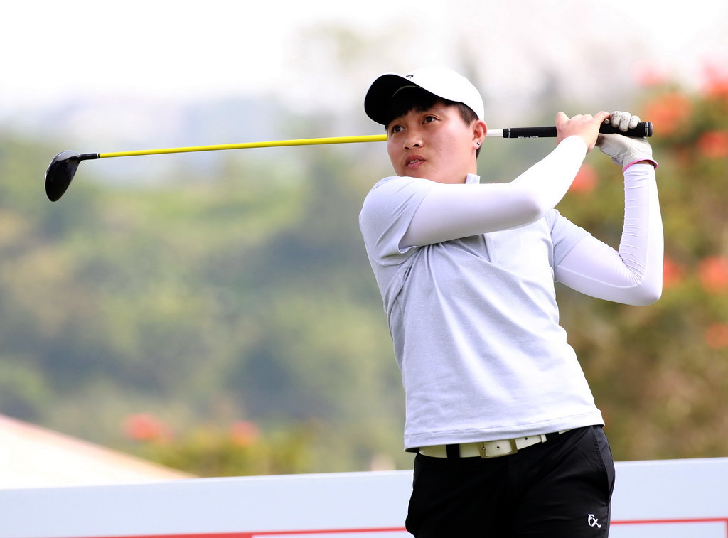 Plucksataporn躍領先　3台將要搶冠