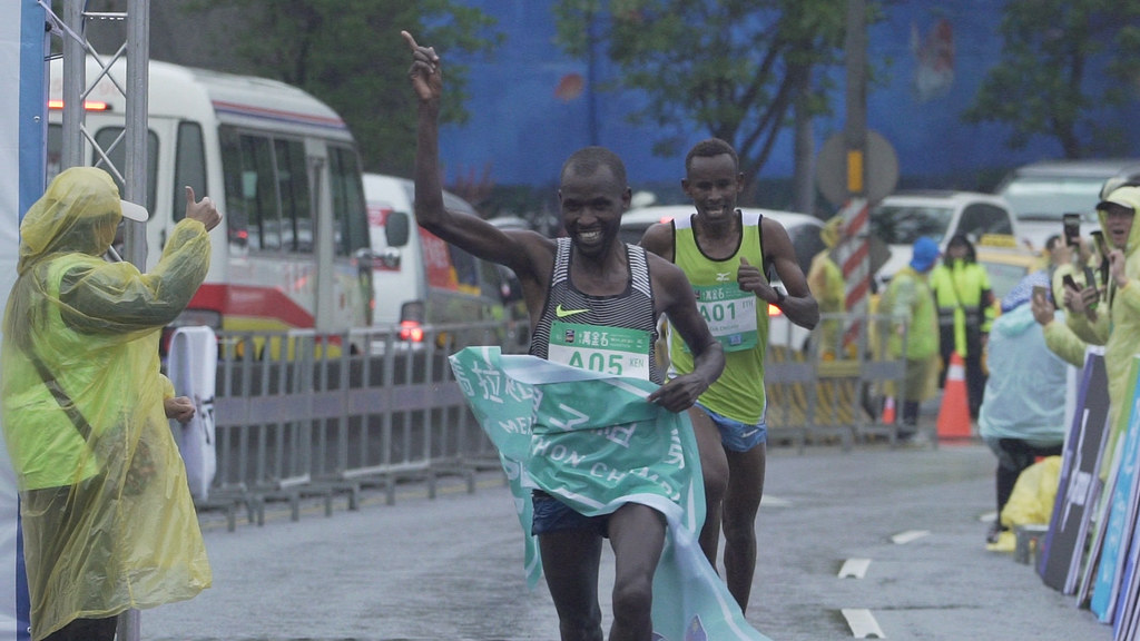萬金石馬拉松　肯亞Yego封王