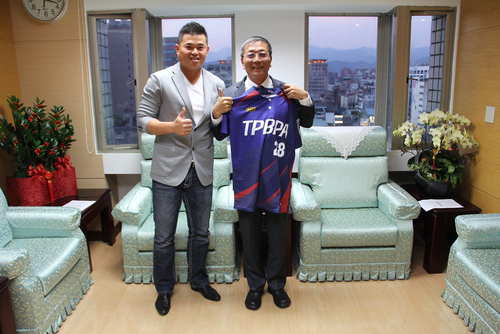 林德福、胡金龍相見歡　共同為台灣棒球努力