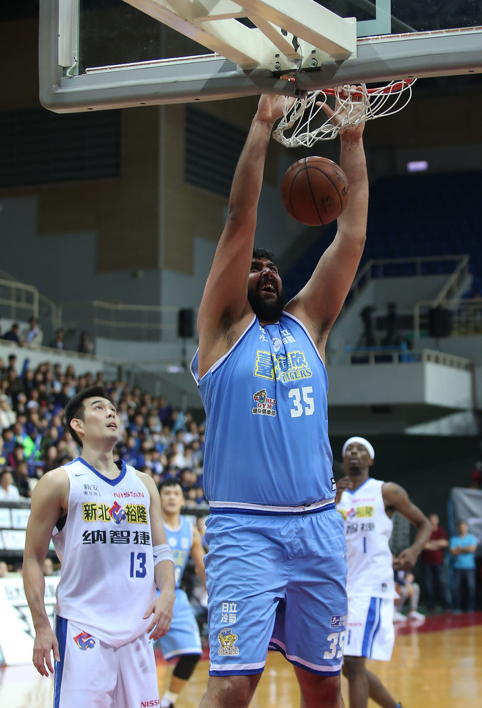 稱霸SBL　布拉下季還想來亞洲