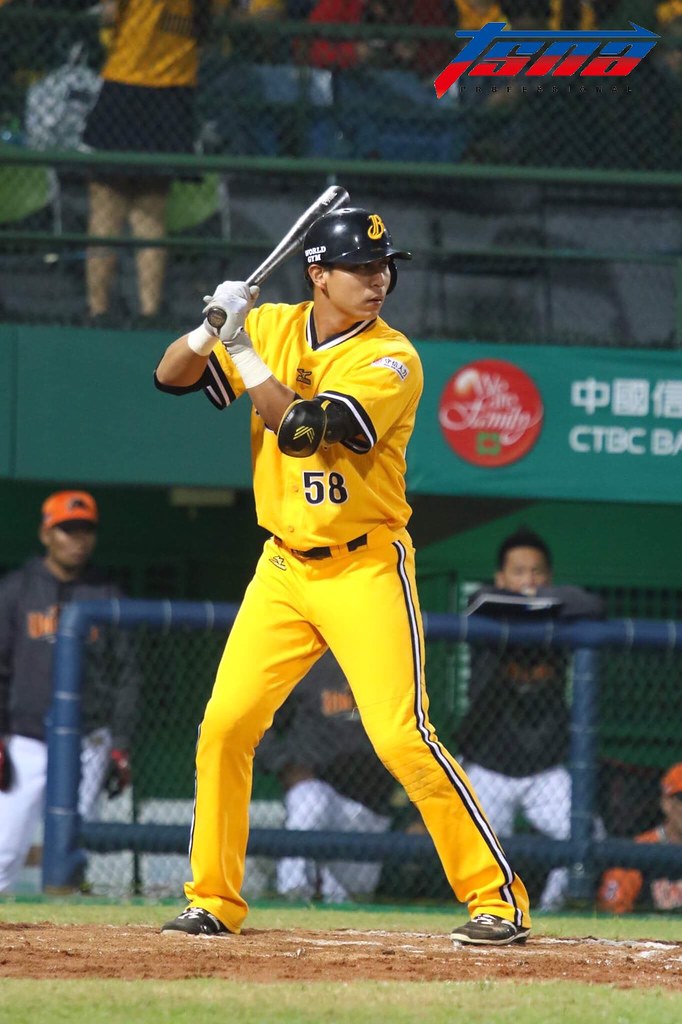 內野底出身　曾陶鎔朝「工具人」邁進