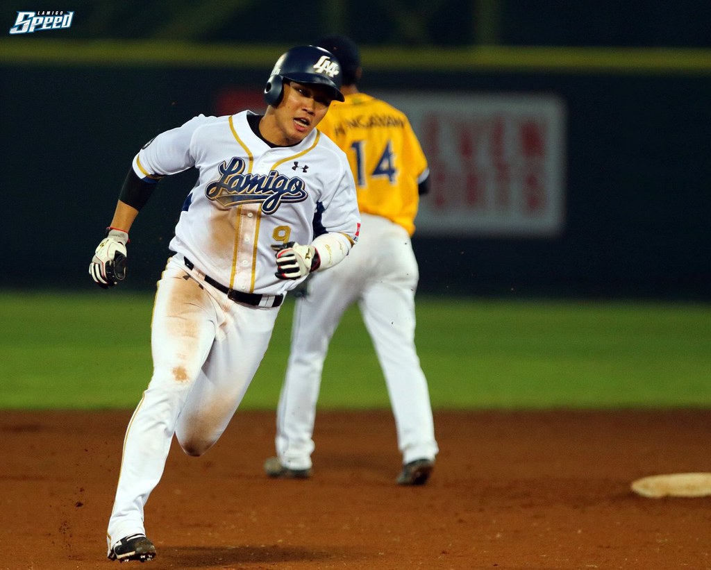 ​小將林樺慶、朱俊祥撐起勝利　洪總：2位都很棒  