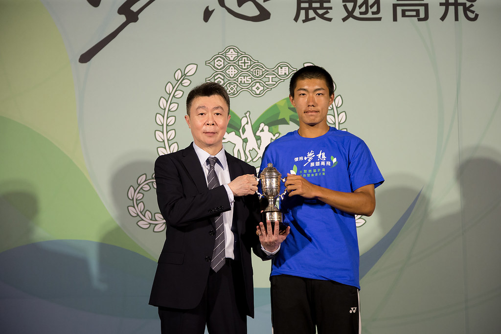 「台塑燃星計畫」贊助　許育修大膽逐夢