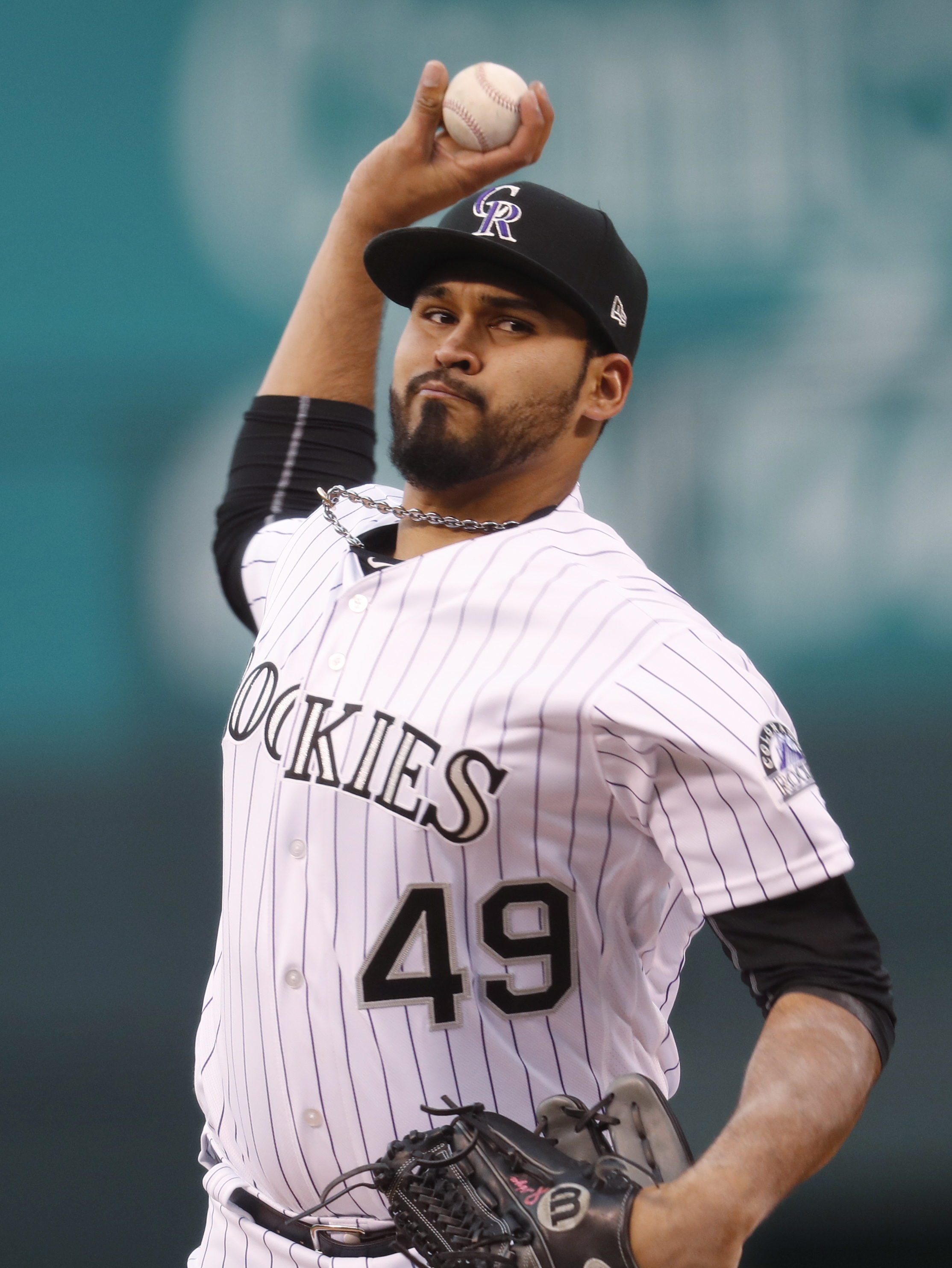 洛磯菜鳥Senzatela好投　首勝獻亡母