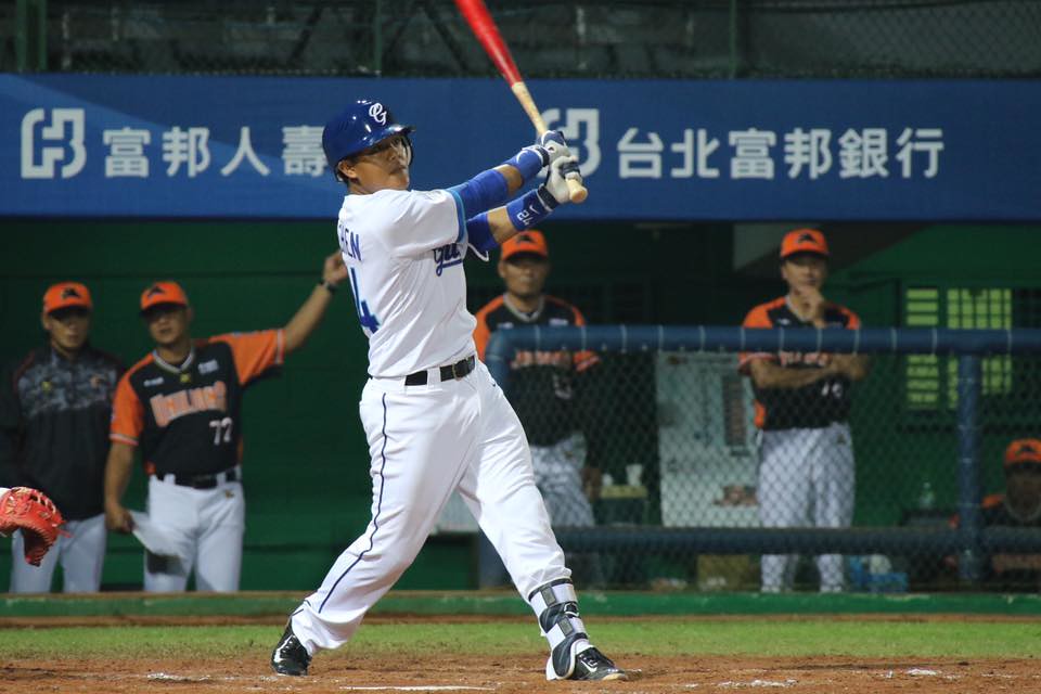 單場失誤追平隊史　陳凱倫很懊惱