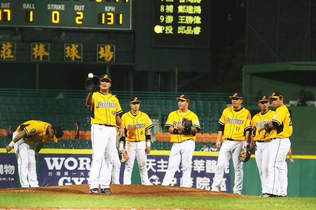 邱品睿韌帶撕裂　史耐德：不確定他要休多久