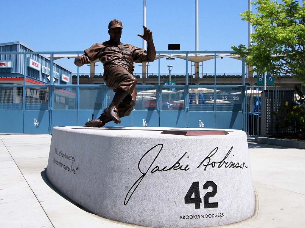 勇者無懼 — 傑基羅賓遜和永久退休的42號