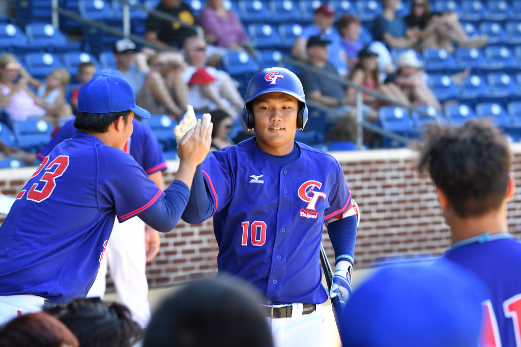 單局猛攻9人次　中華隊逆轉勝火蜥蜴