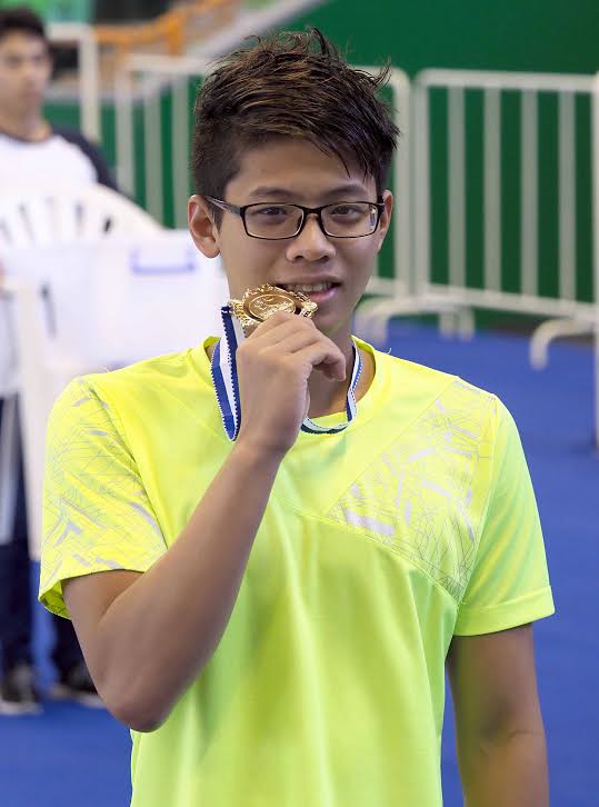 英雄出少年！　大學新鮮人王星皓奪金