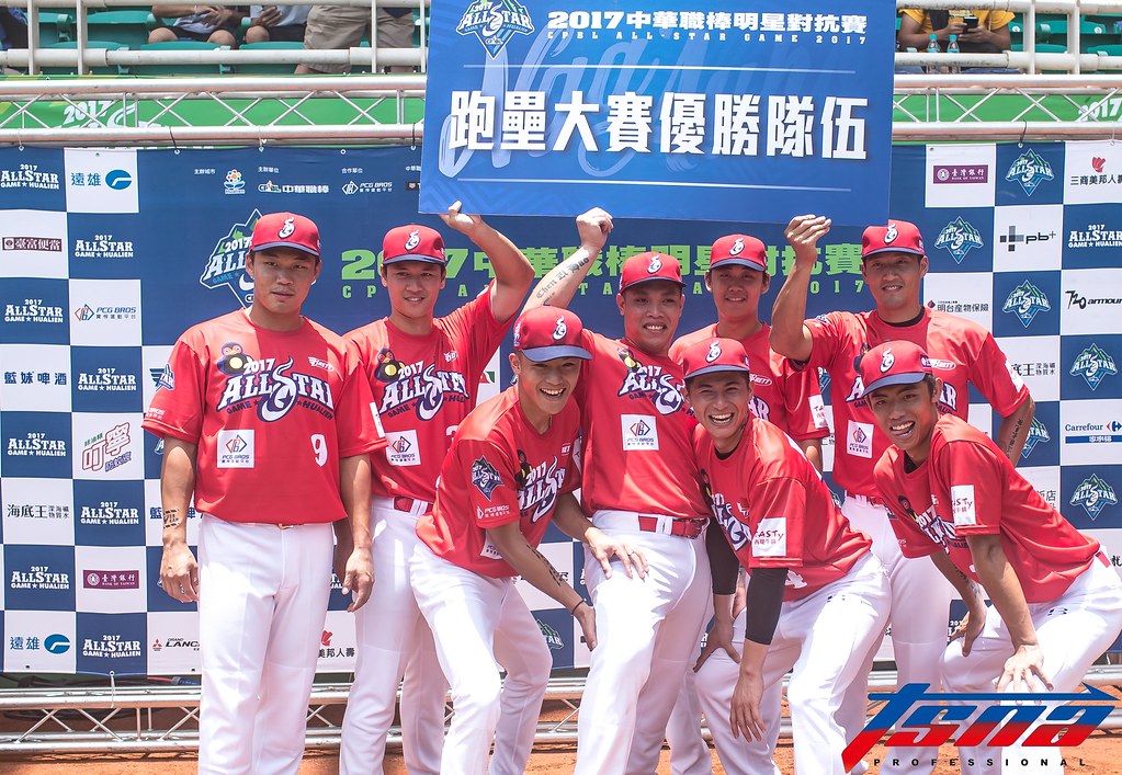 ​明星賽前熱身　紅隊跑壘大賽險勝